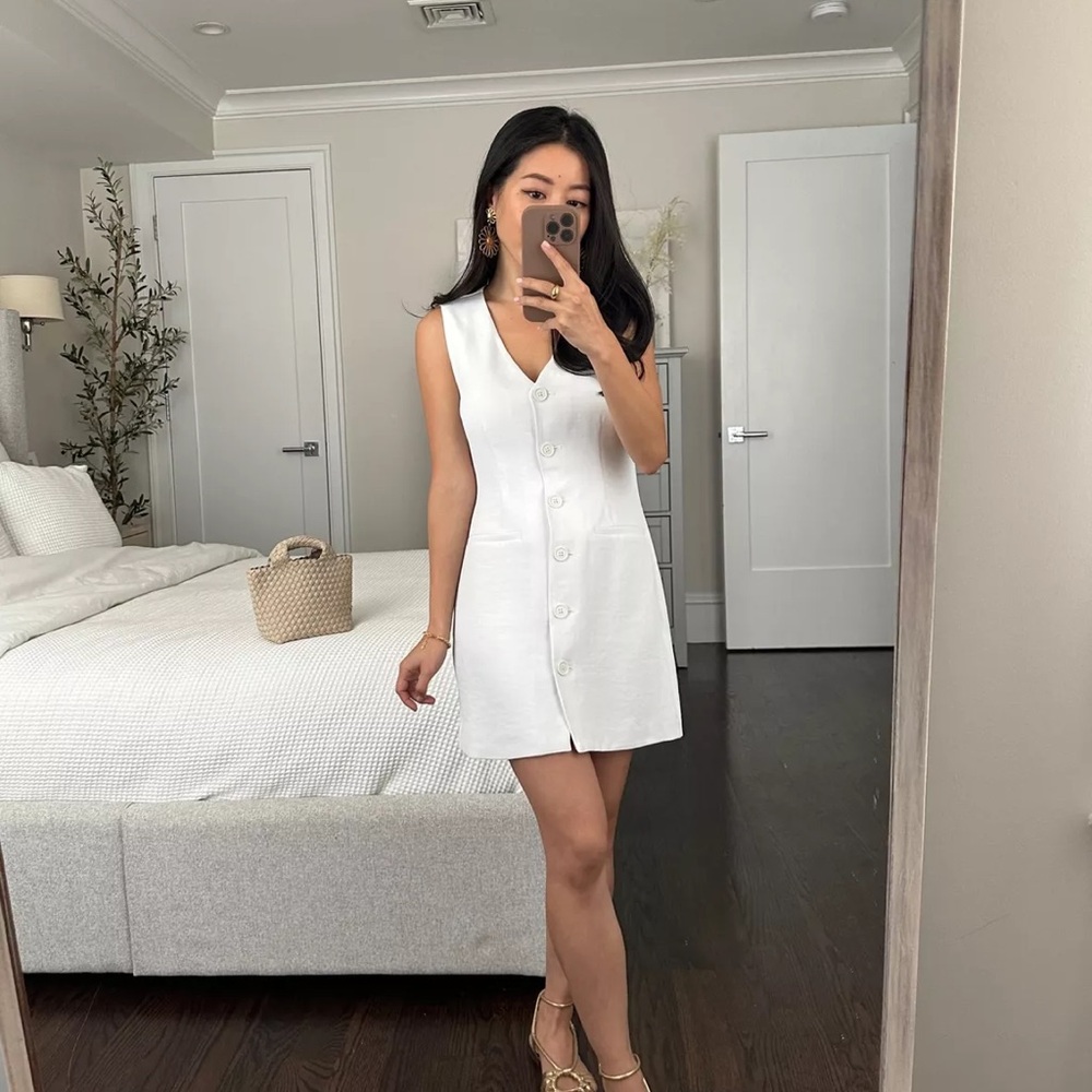 Abercrombie white vest dress